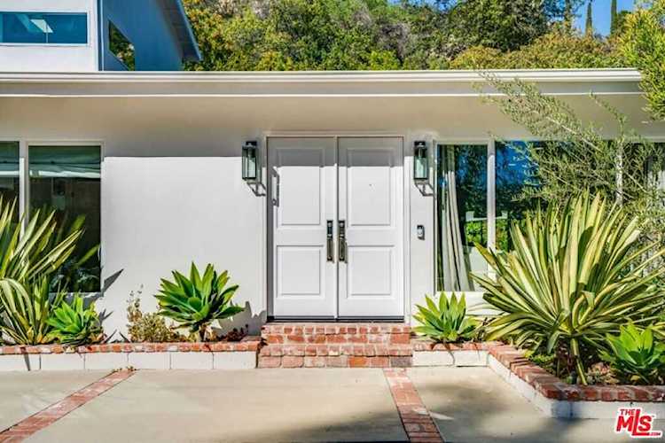 16363 Royal Hills Dr, Encino, CA 91436 | RubyHome Photo 1
