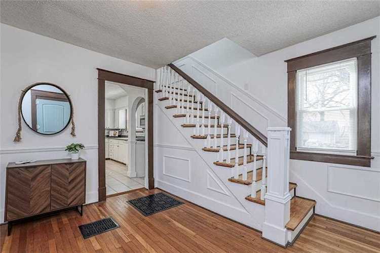 215 W Walnut St Belton, MO 64012 | MLS 2427432 Photo 1