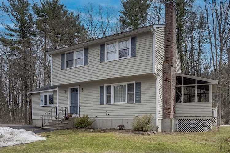 59 Amherst Dr. Derry, NH 03038 | MLS 73097576 Photo 1