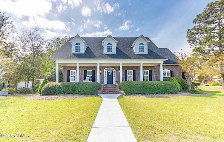 100 Oyster Cove Sneads Ferry, NC 28460