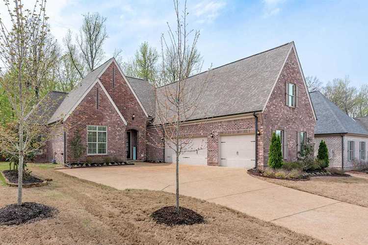 535 Saunders Creek Cir Rossville, TN 38066