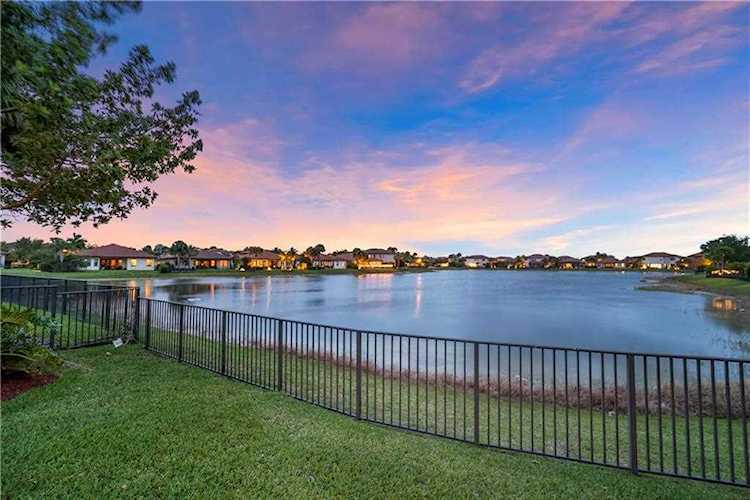 8093 NW 112th Ter Parkland, FL 33076