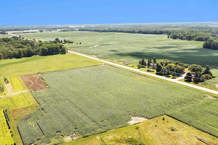 Cth B Pulaski, Town of Pittsfield, WI 54162