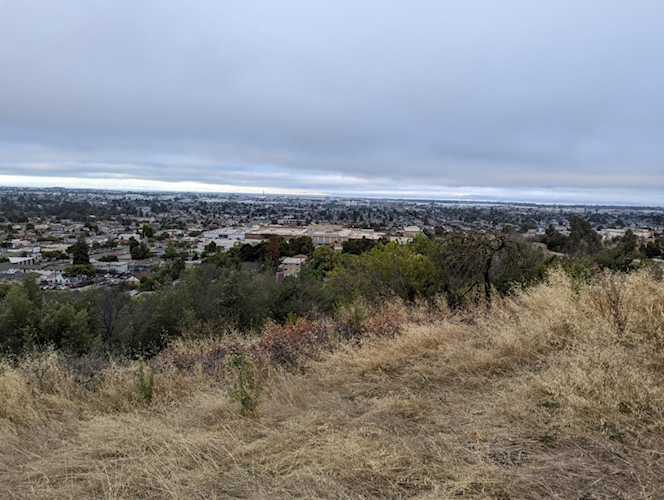7022* Outlook Ave OAKLAND, CA 94605