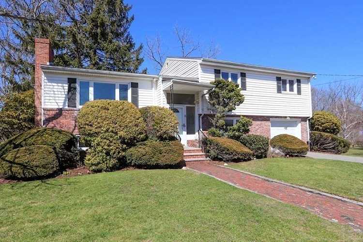 18 Cannon St Newton, MA 02461 | MLS 73097959 Photo 1
