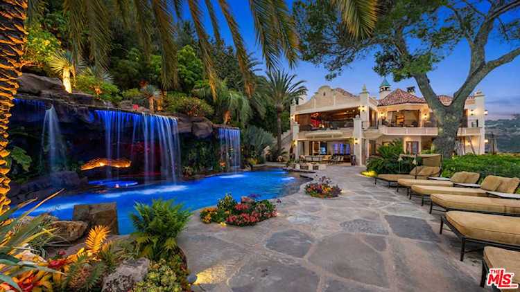 10066 Cielo Dr Beverly Hills, CA 90210