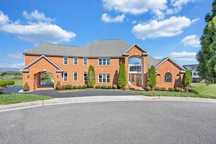 88 Cresthaven Daleville, VA 24083