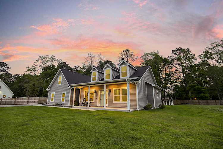 5886 Yellow Dog Rd Ravenel, SC 29470