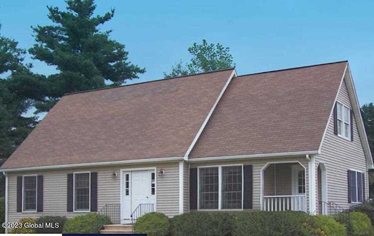 23 Marion Ave Wynantskill, NY 12198