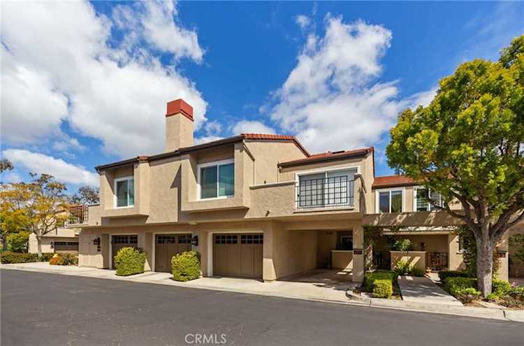 171 Stanford Ct #22 Irvine, CA 92612 | MLS OC23045481 Photo 1