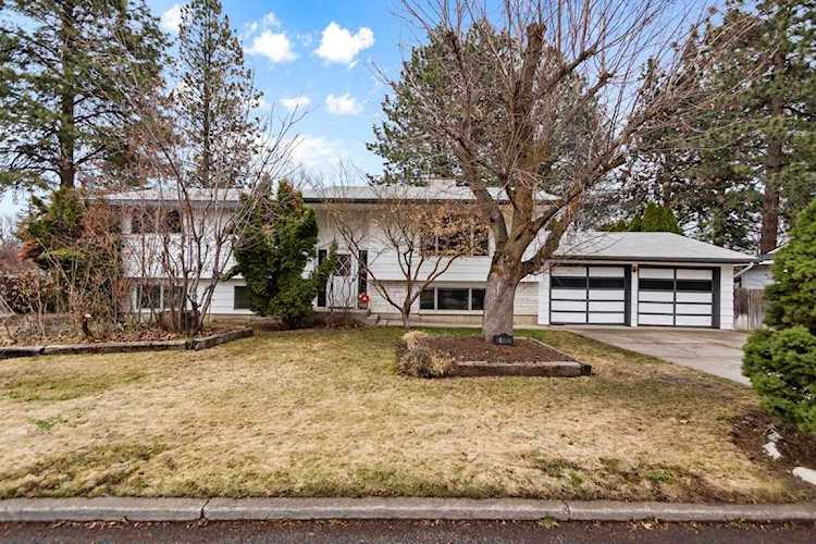 6005 Magnolia St Spokane, WA 99223 | MLS 202313799 Photo 1