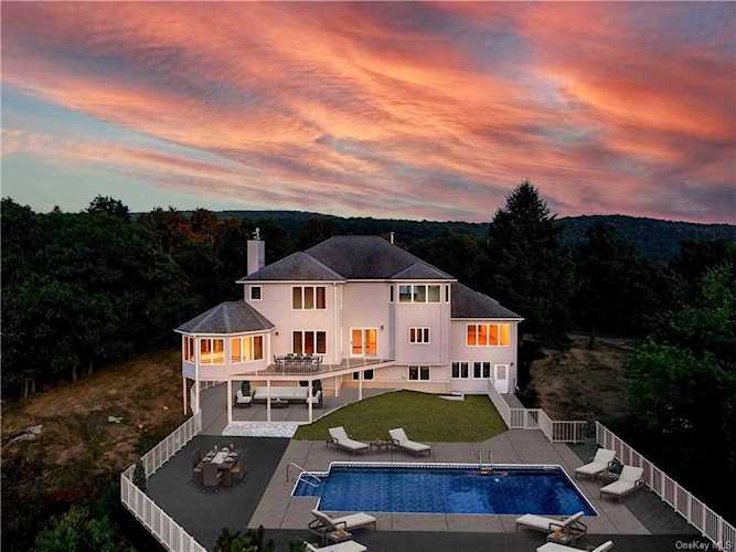 19 Ethel Drive Highland Mills, NY 10930 | MLS H6206459 Photo 1