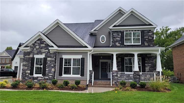 2820 Martins Point Way Chesapeake, VA 23321