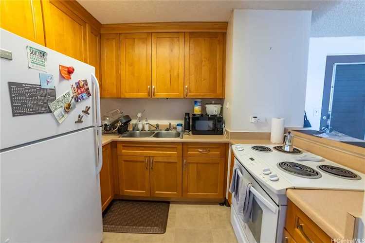 1535 Pensacola Street #907 Honolulu, HI Metro 96822 | Juliet Realty Photo 1