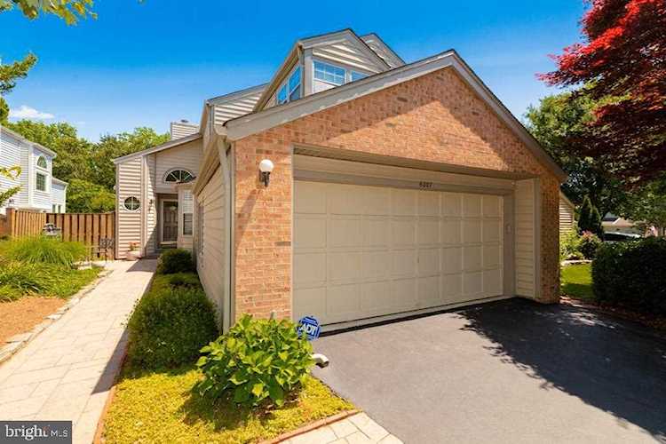 6007 Good Lion Ct Alexandria, VA 22315 | MLS VAFX2114398 Photo 1