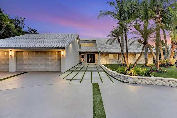 4655 Cherry Laurel Lane Delray Beach, FL 33445