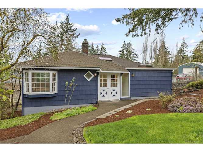 Buy, sell, or invest in property with Donna Roberts Group. Professional real estate services in Camas, WA & surrounding counties as well as Portland, OR Photo 1