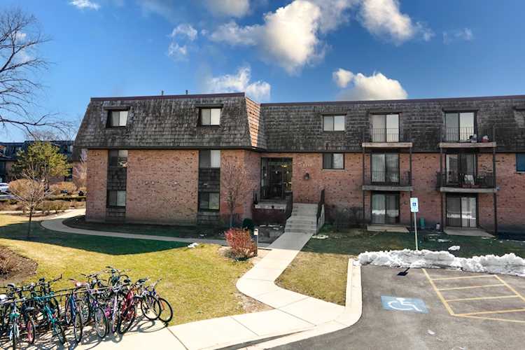 5 Oak Creek Dr #3104 Buffalo Grove, IL 60089 | MLS 11741595 Photo 1