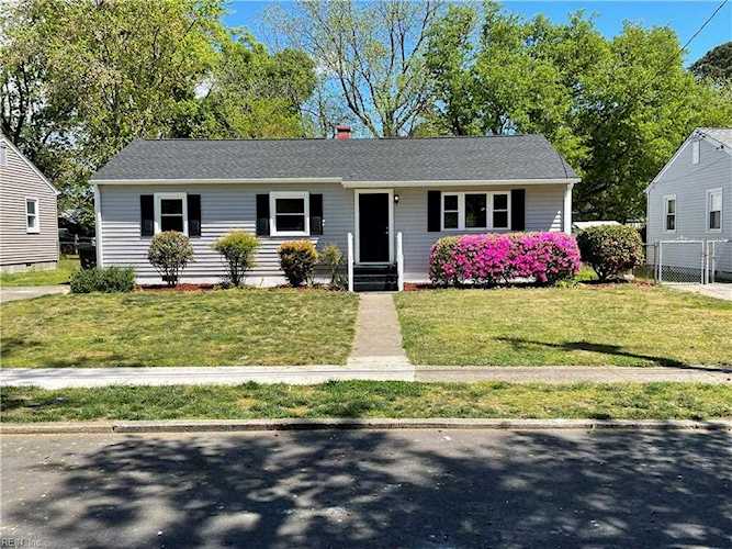 14 Ambrose Ln Hampton, VA 23663 | MLS 10482244 Photo 1