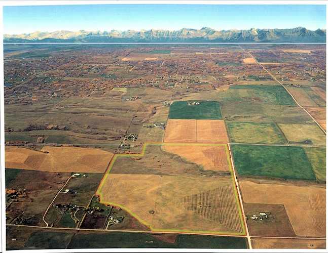 W-5 R-2, T- 26 ,S-9 Q SW Range Road 24 Rd NW Rural Rocky View County, AB T3R 1E4