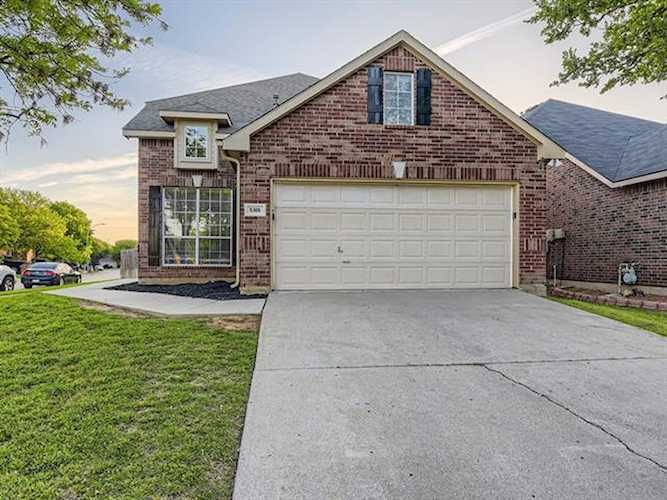 5301 Lily Drive Fort Worth, TX 76244