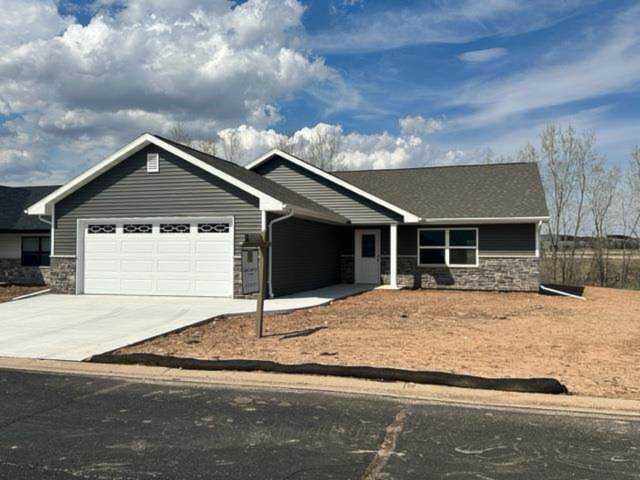 1450 Westcreek Ln Neenah, Village of Fox Crossing, WI 54956