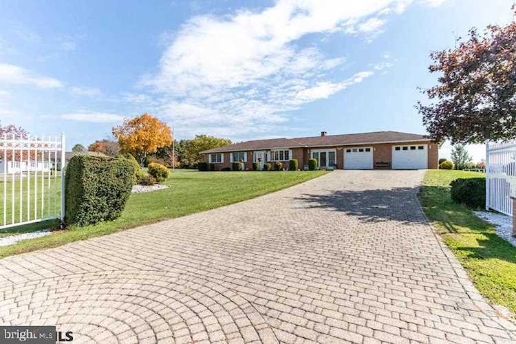 106 Hummingbird Rd Morrisdale, PA 16858