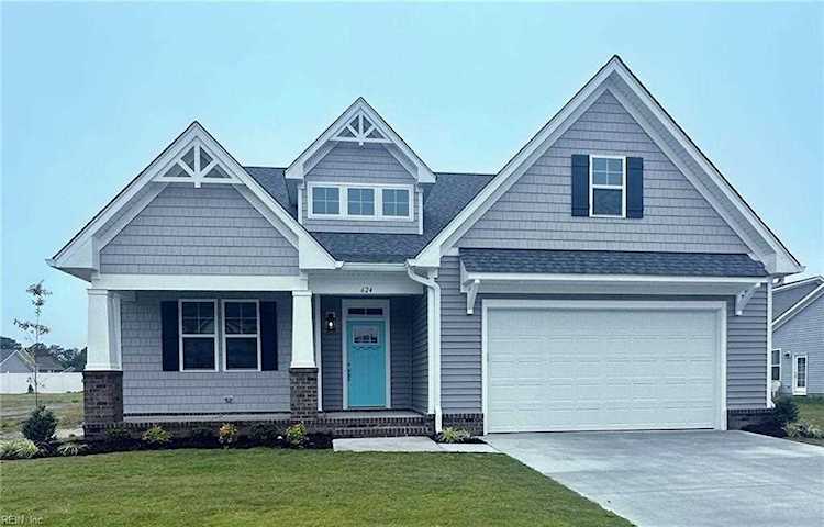 624 Hayes Dr Chesapeake, VA 23320