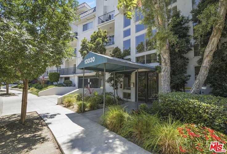 13030 Valleyheart Dr #109 Studio City, CA 91604 | MLS 23242871 Photo 1