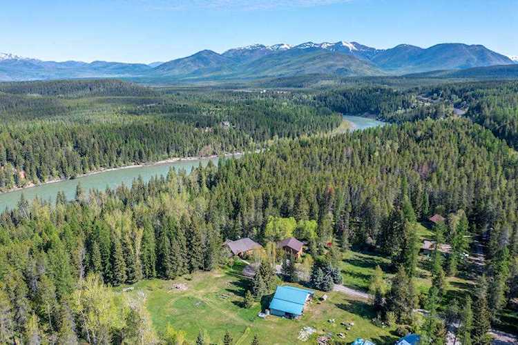 170 Bauman Ln Coram, MT 59913
