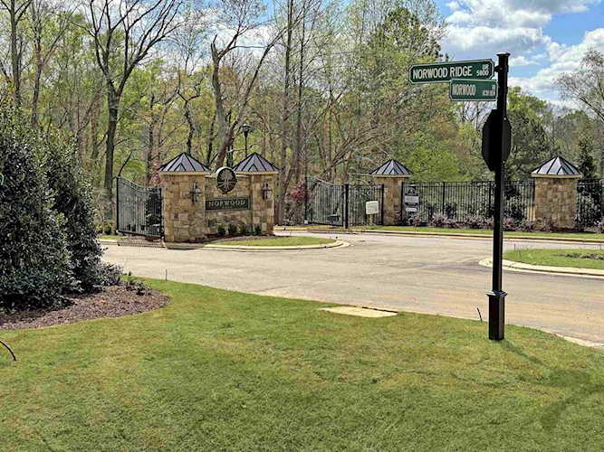 5809 Norwood Ridge Drive Raleigh, NC 27614