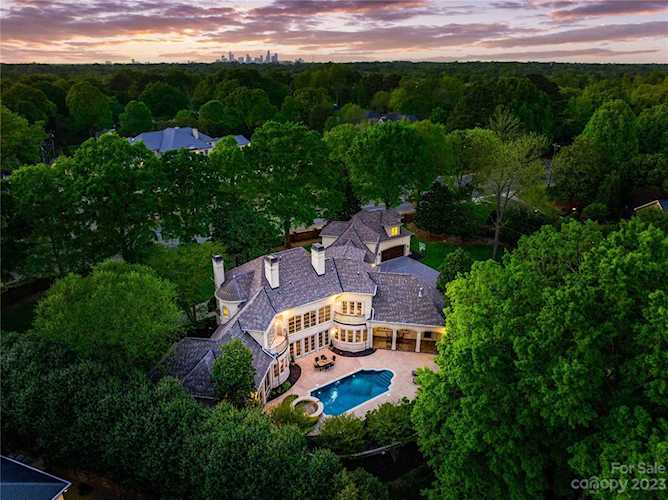 8600 Fairview Rd Charlotte, NC 28226