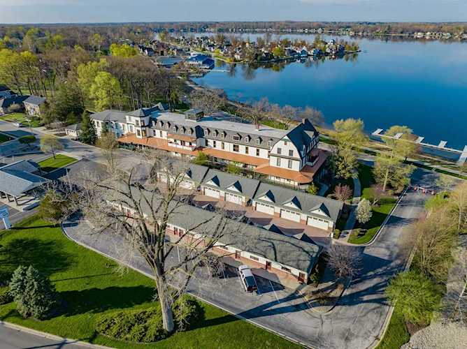 1 Park Avenue #401 Winona Lake, IN 46590 | MLS 202311626 Photo 1