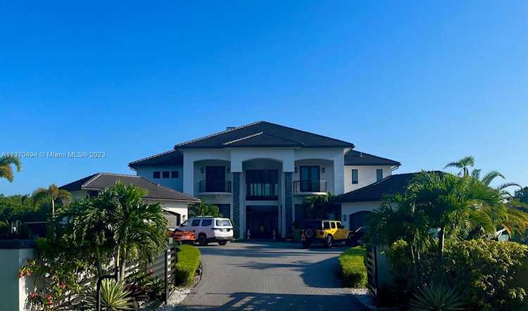 13605 Bella Ranch Ln Southwest Ranches, FL 33330
