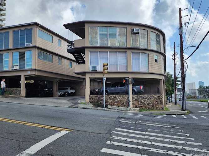 904 Lunalilo Street #14 Honolulu, HI Metro 96822 | Juliet Realty Photo 1
