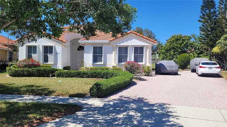 16595 NW 16th St Pembroke Pines, FL 33028