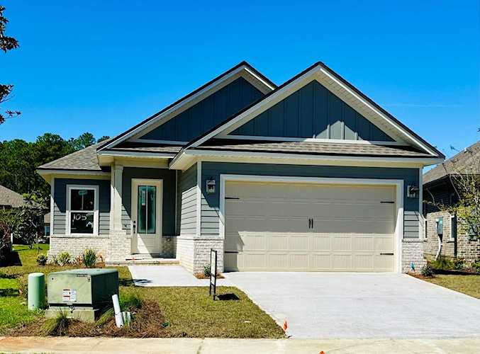 105 Oyster Blvd Freeport FL 32439 919119 Marina Village home for sale Home is Under Contract and Contingent on a home sale with a 72-hour kick out period. Welcome home... Photo 1