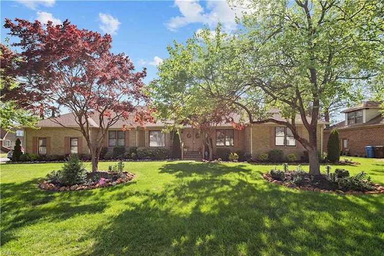 2408 Featherbed Dr Chesapeake, VA 23325 | MLS 10482472 Photo 1