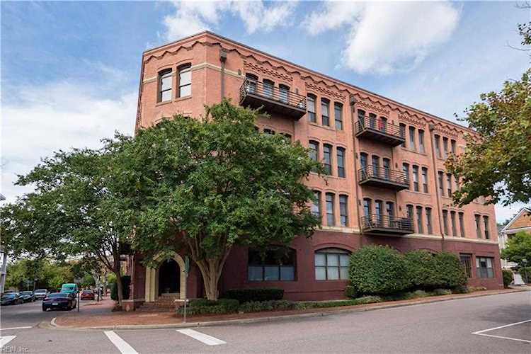 230 Tazewell St #401 Norfolk, VA 23510