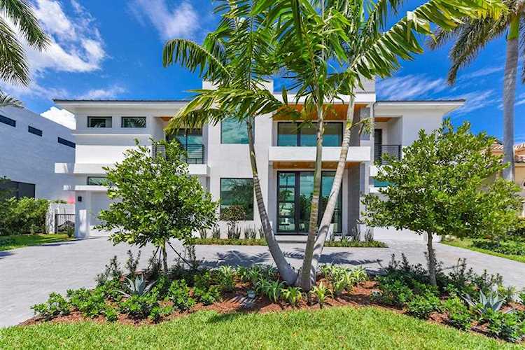 701 NE Lakeview Terrace Boca Raton, FL 33431