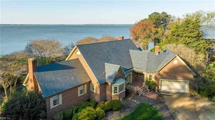 30 Ferguson Cove Newport News, VA 23606