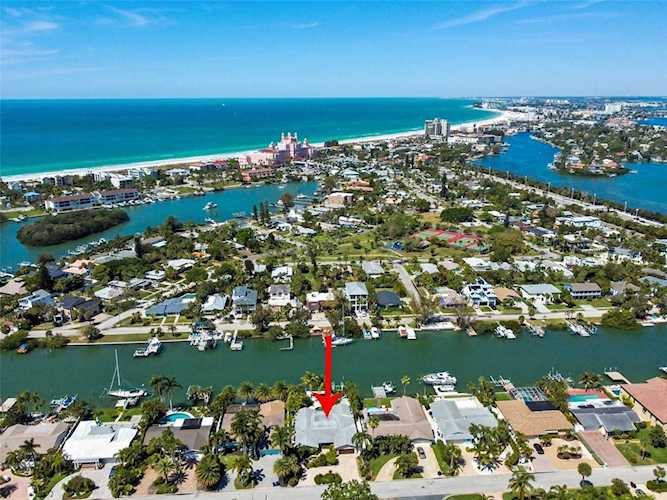 2890 Alton Dr St. Pete Beach, FL 33706