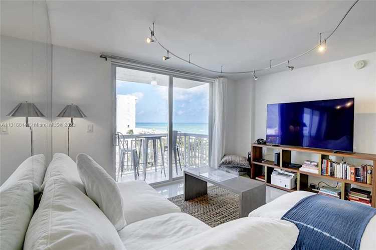 401 Ocean Dr #721 Miami Beach, FL 33139