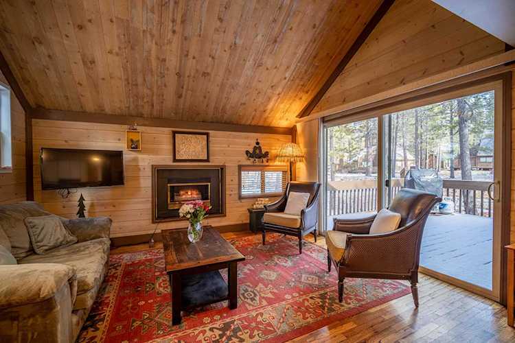 17870 Shooting Star Ct Sunriver, OR 97707 | MLS 220160792 Photo 1