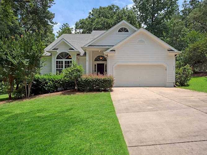 4747 Stoney Trace Tallahassee, FL 32309