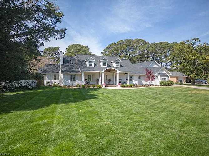 1441 Alanton Dr Virginia Beach, VA 23454