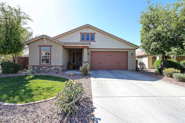 2221 E Everglade Lane Gilbert, AZ 85298
