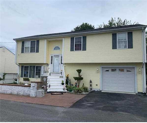 108 Sedan St in Providence, RI - Century 21 New England Photo 1