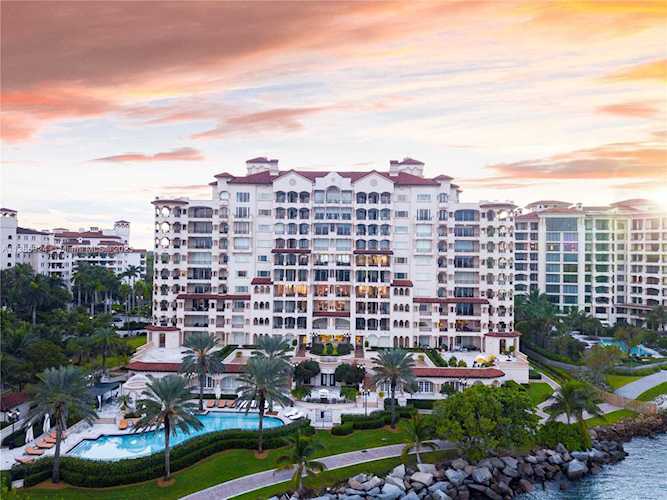 7111 Fisher Island Dr #7111 Miami Beach, FL 33109