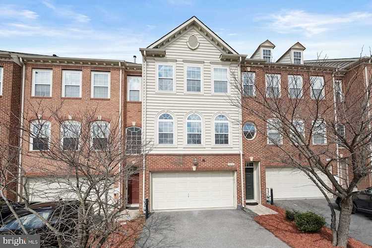 7578 Maiden Head Dr Hanover, MD 21076 | MLS MDAA2055288 Photo 1
